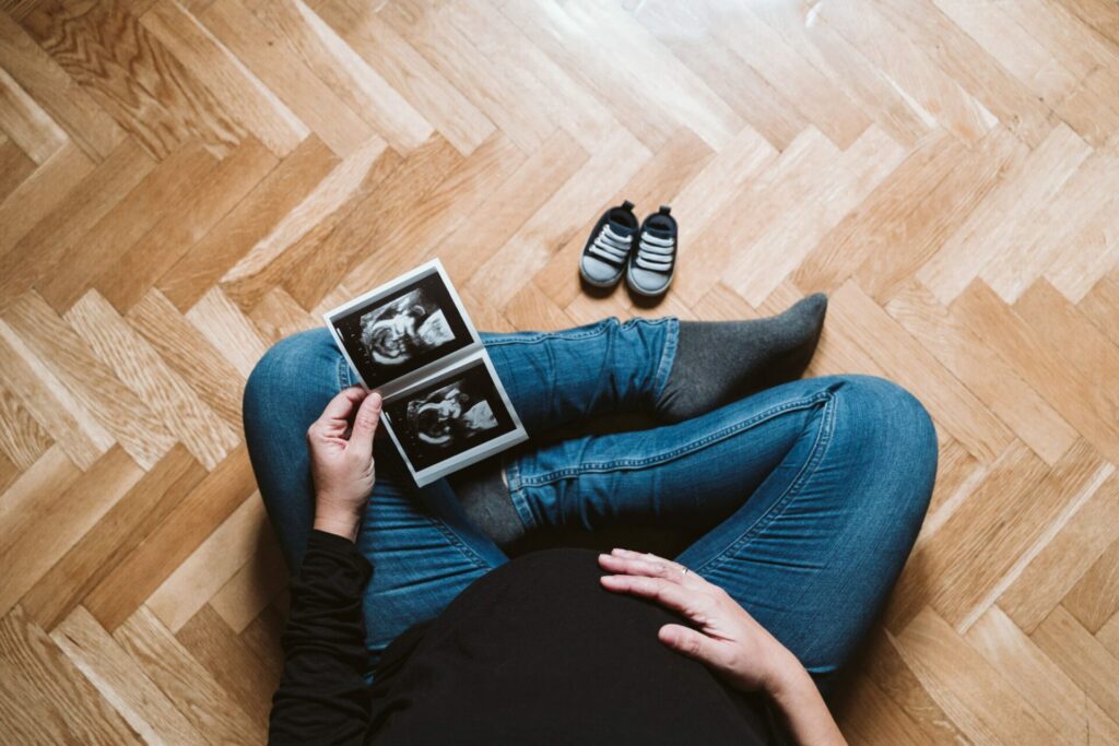 quedarse embarazada y tener la menstruación
